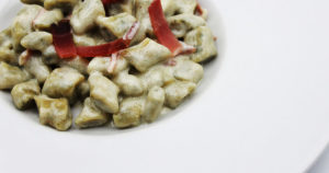 Gnocchetti di salvia con speck e burrata